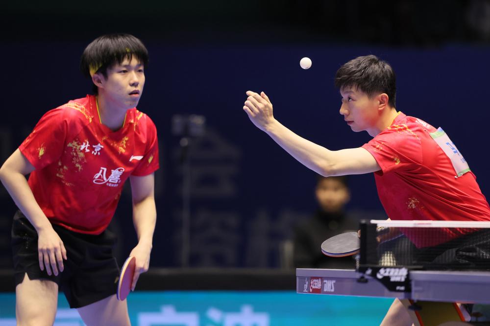半场战报：迈阿密国际2-0纳什维尔，梅西双响